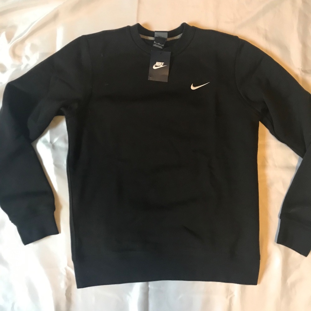 Black Nike crewneck